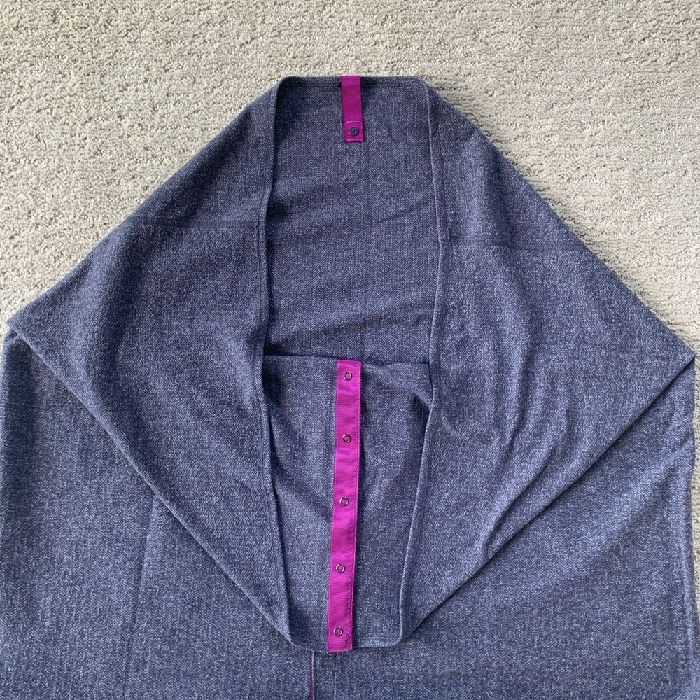 Lululemon Vinyasa Scarf/wrap - Picture 2 of 7